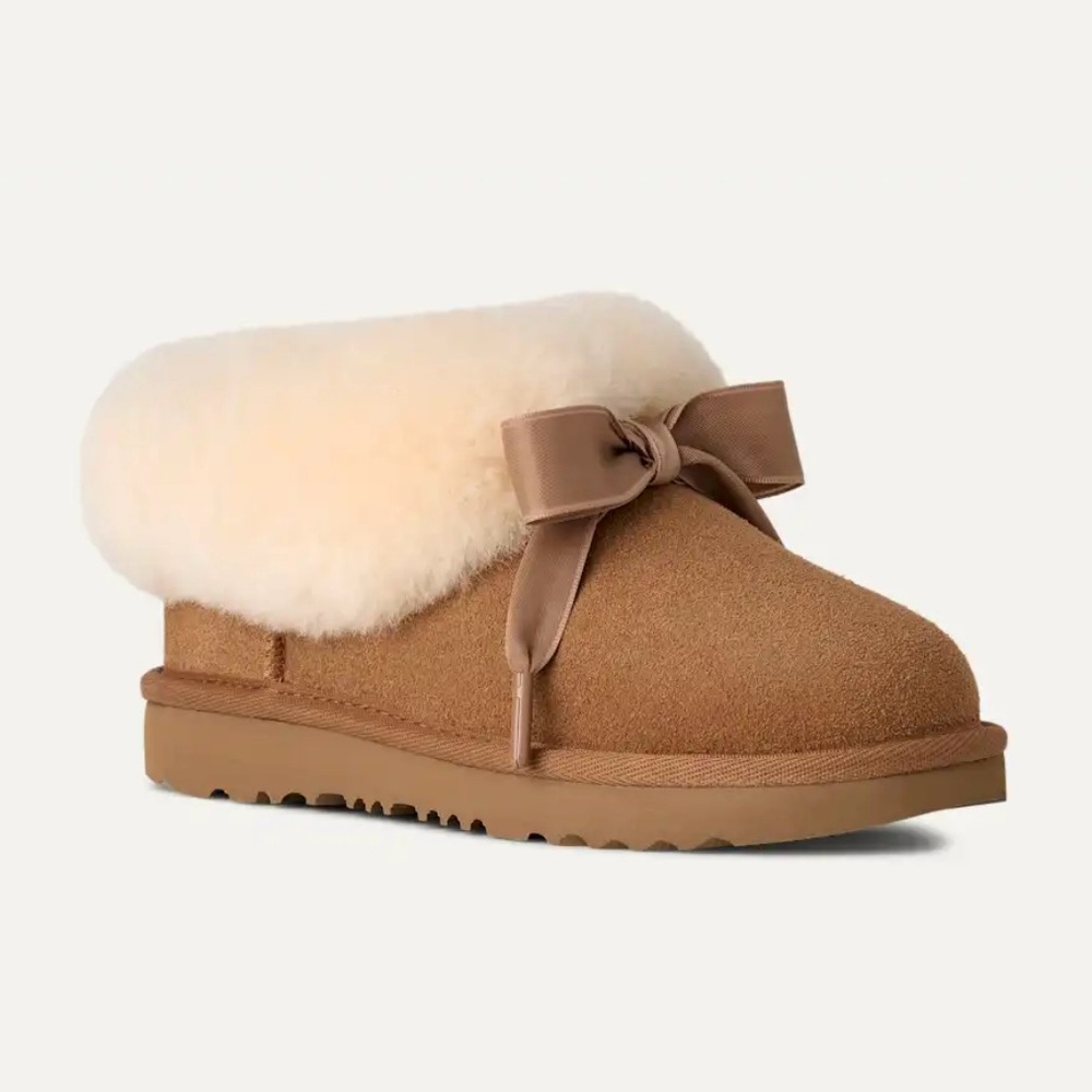 UGG Cozy Chestnut Charming Bow Ankle Boots